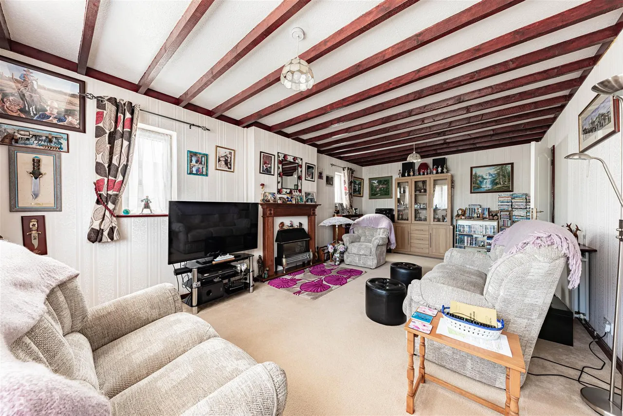 Lonsdale Avenue, Margate, Kent, CT9 3BY, photo 5