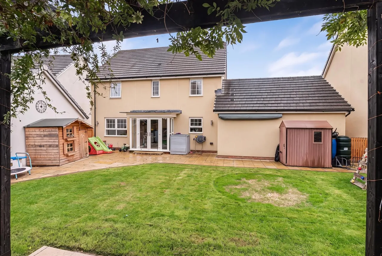 Dartmoor Way, Cullompton, photo 22
