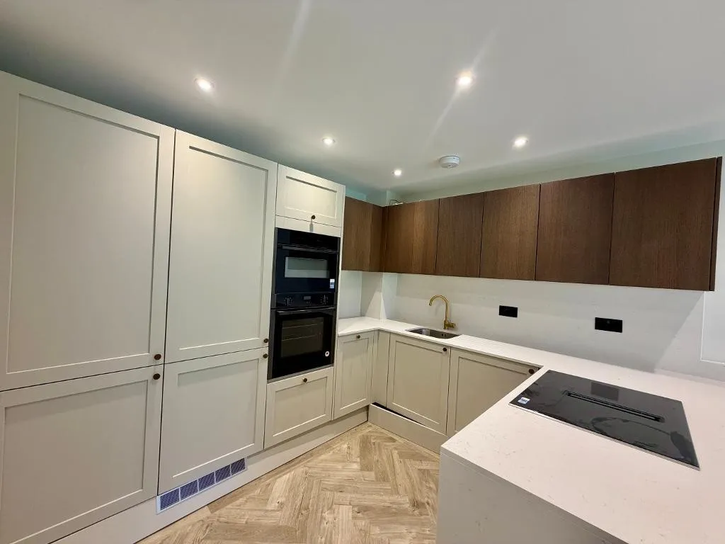 Limpsfield Road, Warlingham, photo 5