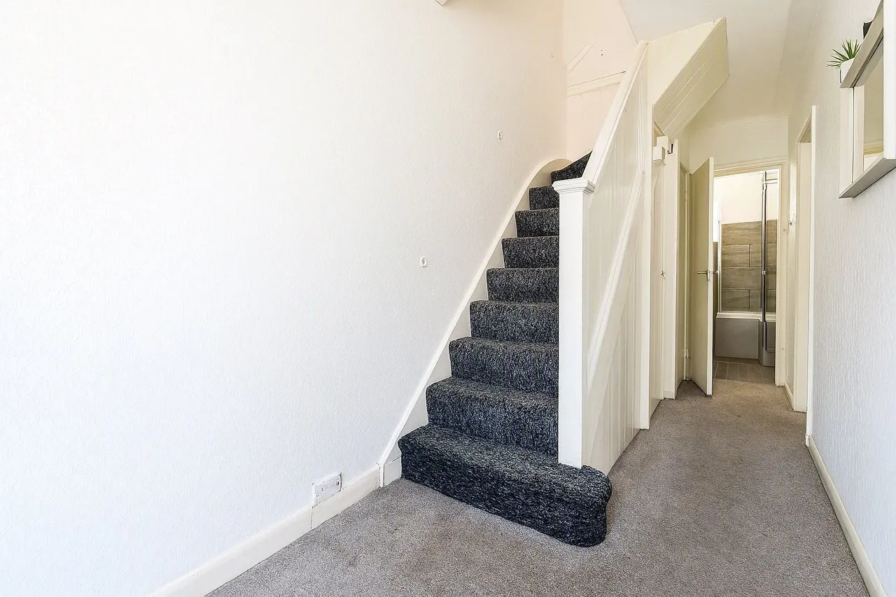 Somerset Gardens, Hornchurch, Essex, RM11, photo 20