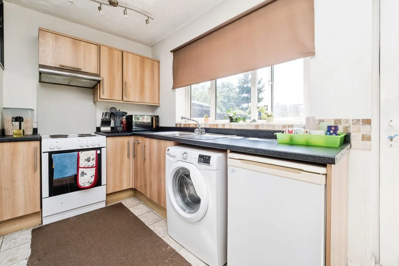 Somerset Gardens, Hornchurch, Essex, RM11, photo 17
