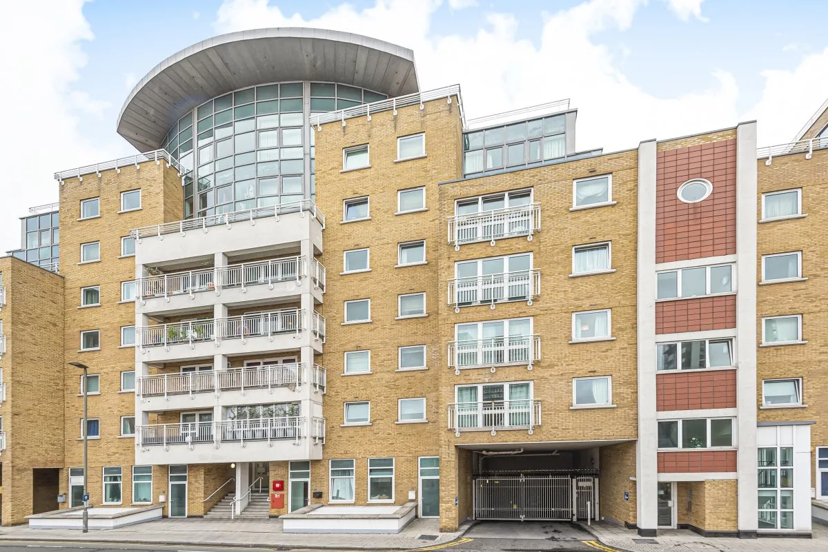 Lombard Road, Battersea, London, SW11, photo 11