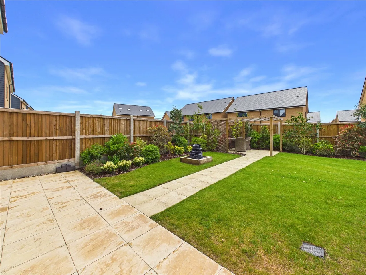 Wyvern Place, Wivenhoe, CO7, photo 2