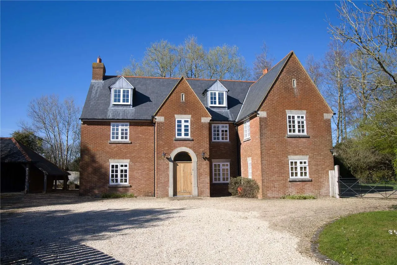 5 bed house for sale, South Street, Fontmell Magna, SP7