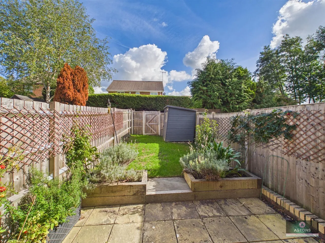 Redgrave Drive, Maidenbower, photo 10