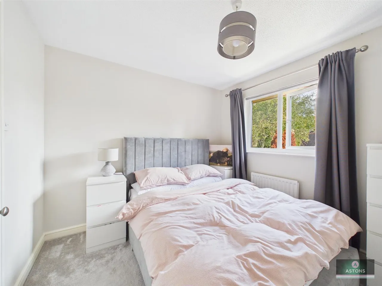 Redgrave Drive, Maidenbower, photo 6