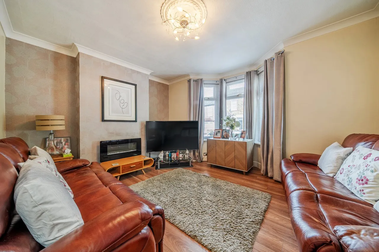 Ashburnham Road, DA17, photo 2