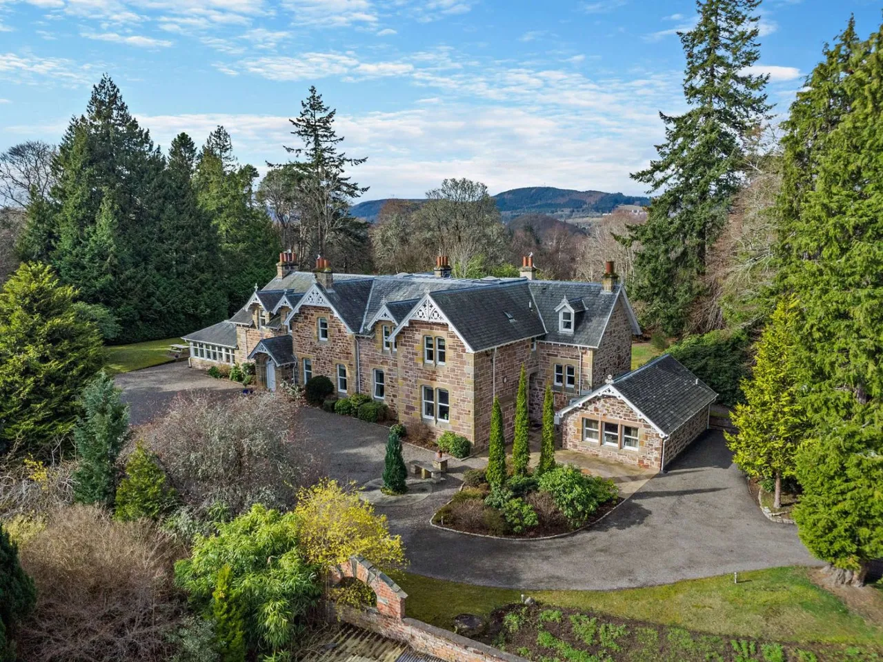6 bed house for sale — Merlewood Road, Inverness, Highland, IV2 4NL