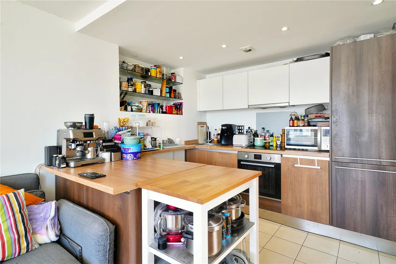 Great West Road, Brentford, TW8, photo 10