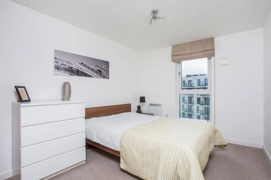 Guildford Road, Woking, GU22, photo 6