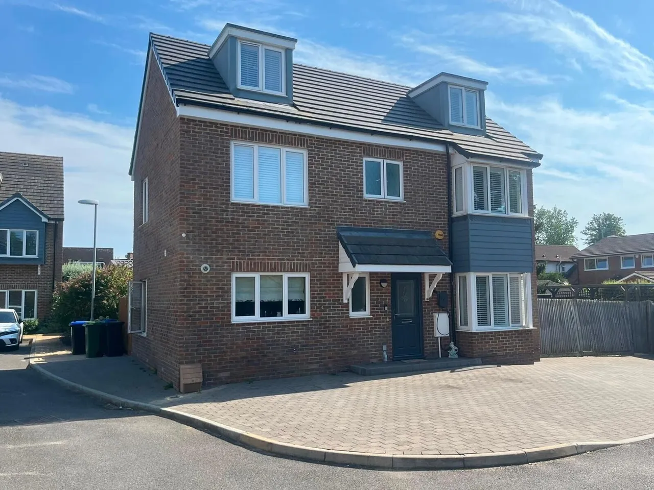 5 bed house for sale, Donald Gardens, Hookwood, RH6