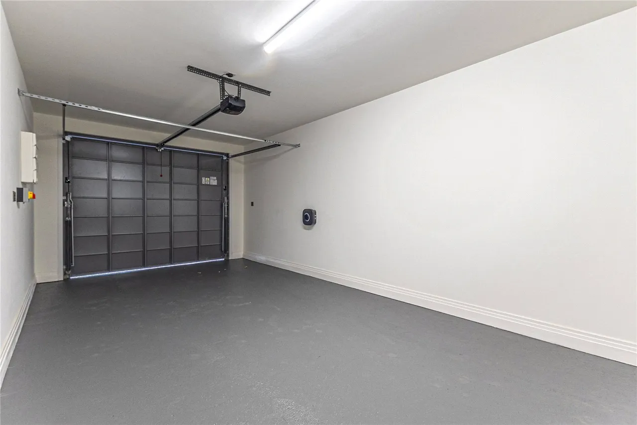 Bell Lane, AL9, photo 24