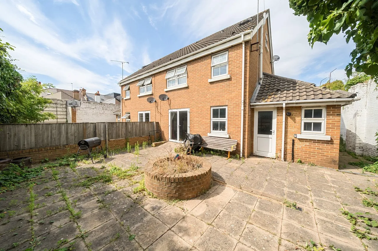 Felltram Mews, SE7, photo 10