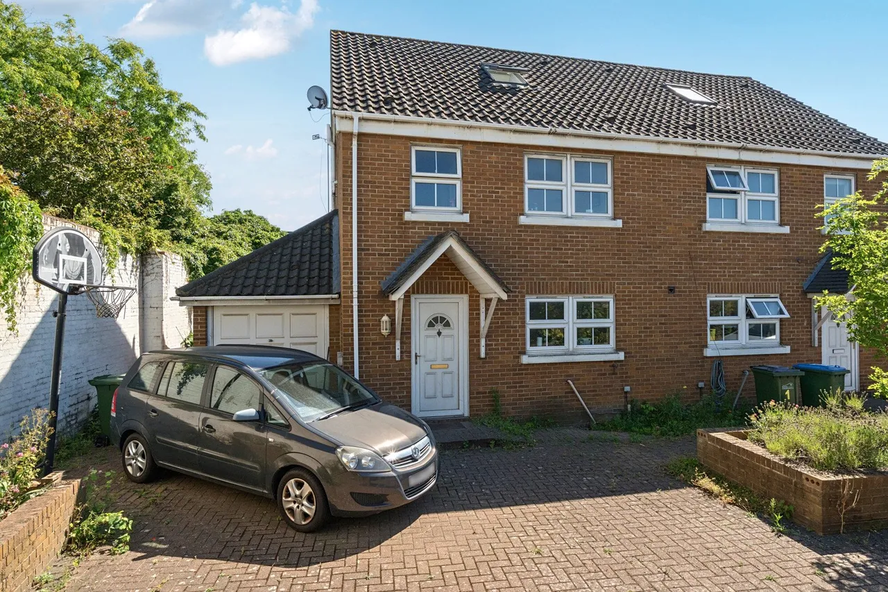 Felltram Mews, SE7, photo 19