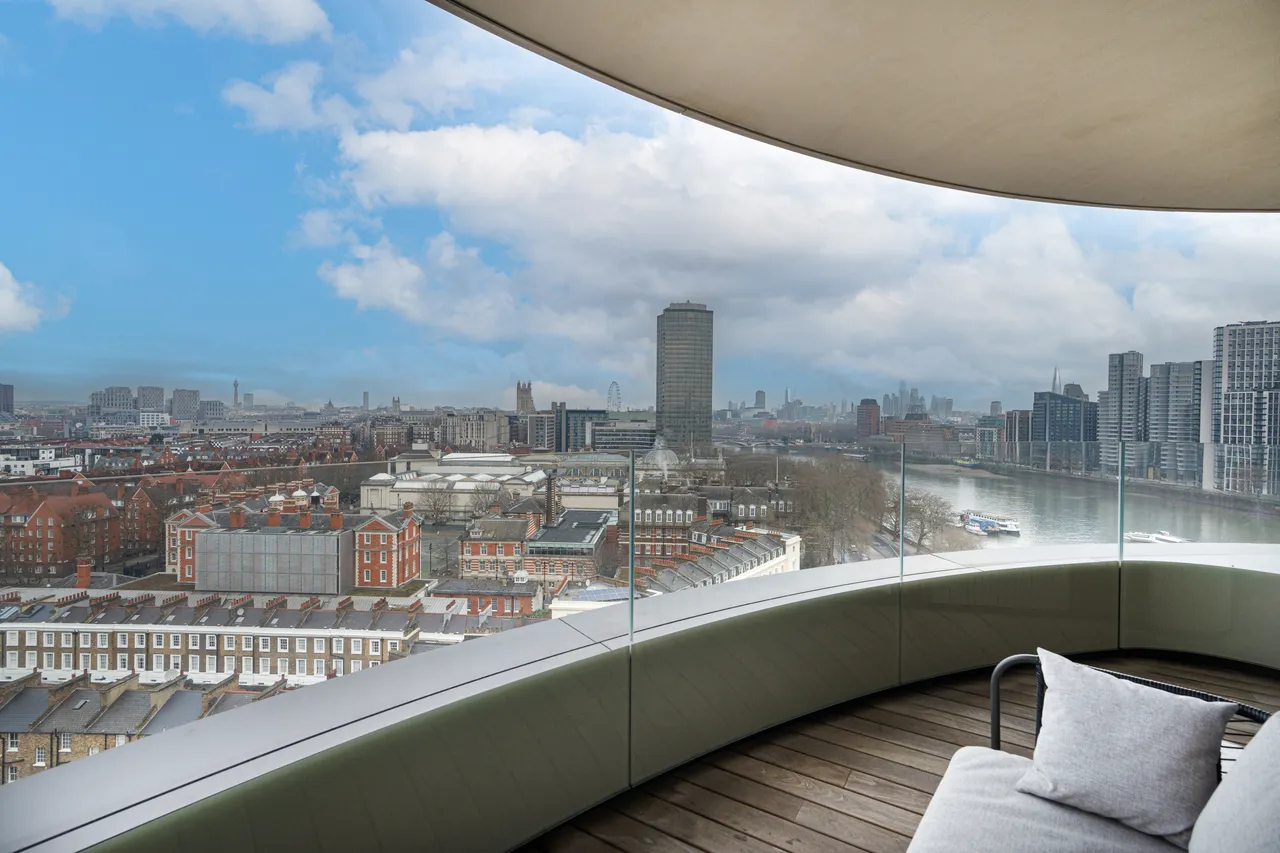 2 bed flat for sale, Riverwalk, Millbank, SW1P