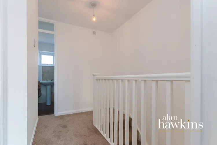 Blackstone Avenue, Eldene, SN3, photo 7