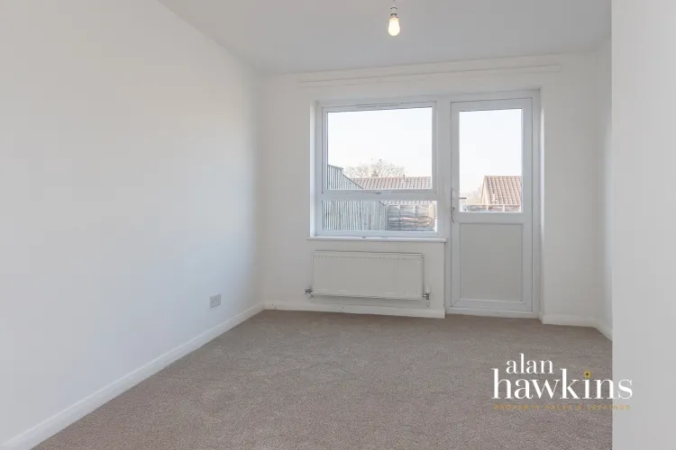 Blackstone Avenue, Eldene, SN3, photo 5