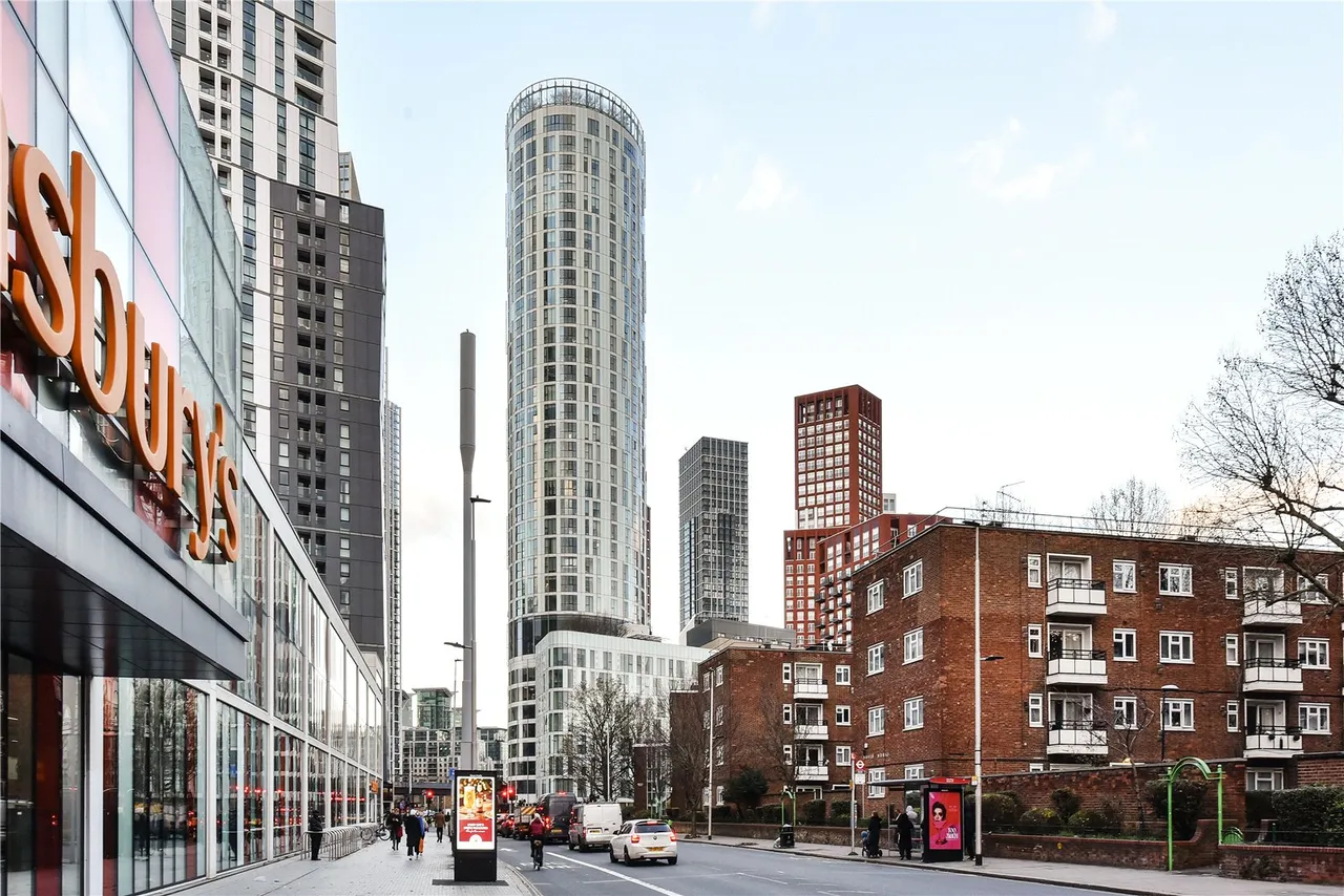 Wandsworth Road, Nine Elms, SW8, photo 7