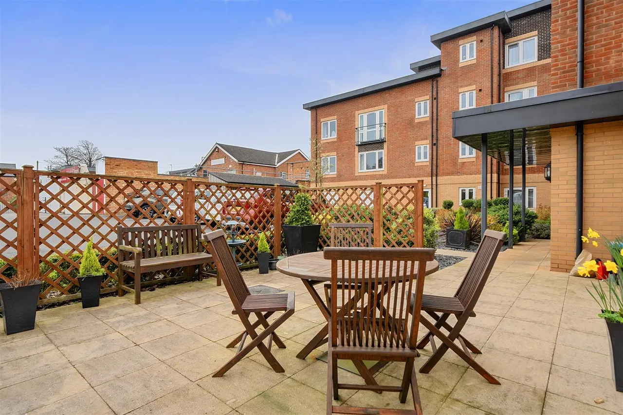 Little Aston Road, Aldridge, WS9, photo 13