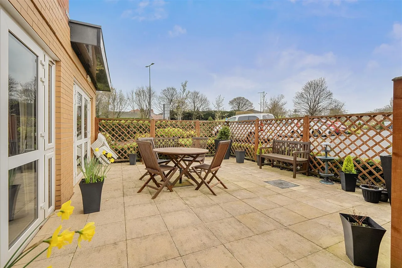 Little Aston Road, Aldridge, WS9, photo 14
