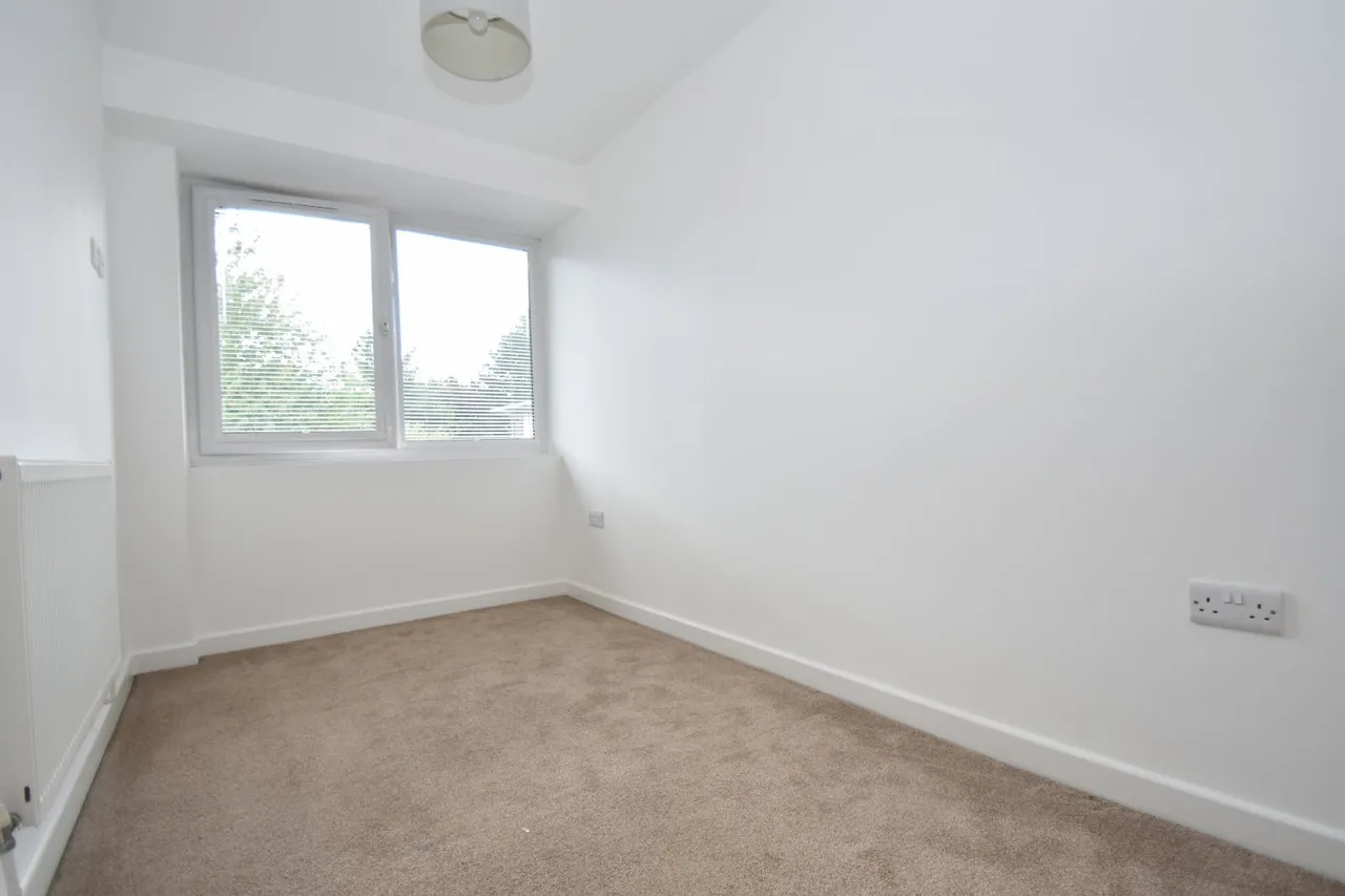 Wickham Road, Fareham, PO16, photo 4