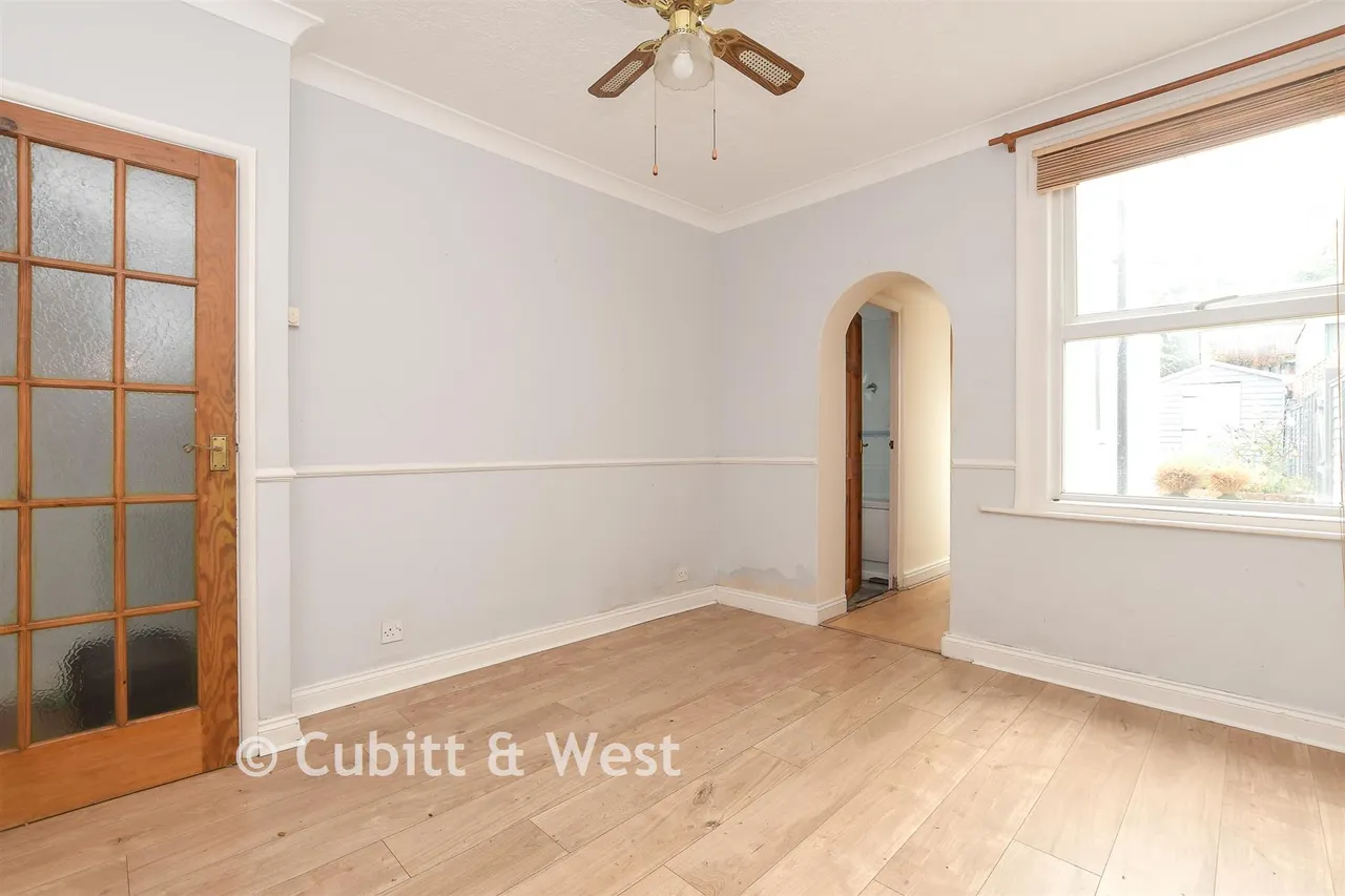 Glovers Road, Reigate, RH2, photo 4