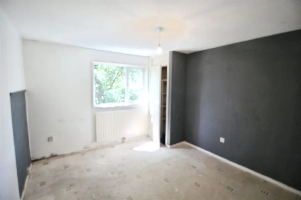 Verdi Close, Hampshire, RG22, photo 5