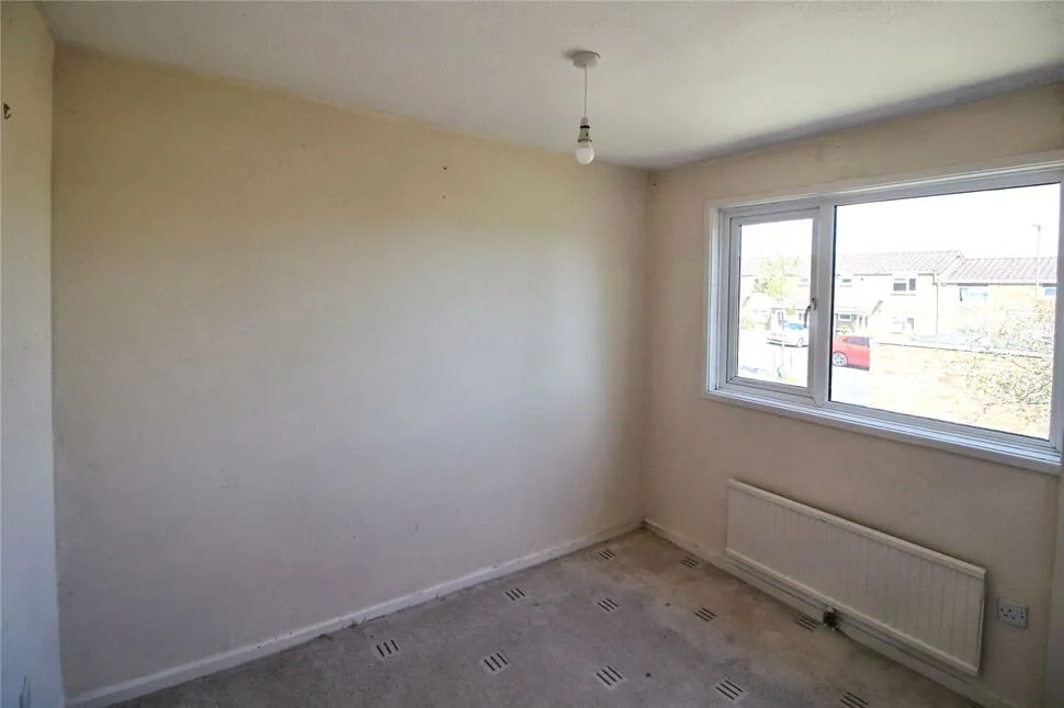 Verdi Close, Hampshire, RG22, photo 8