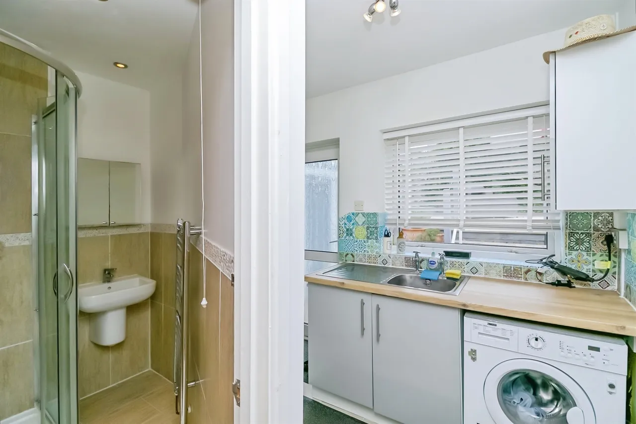 Somerset View, CF32, photo 10