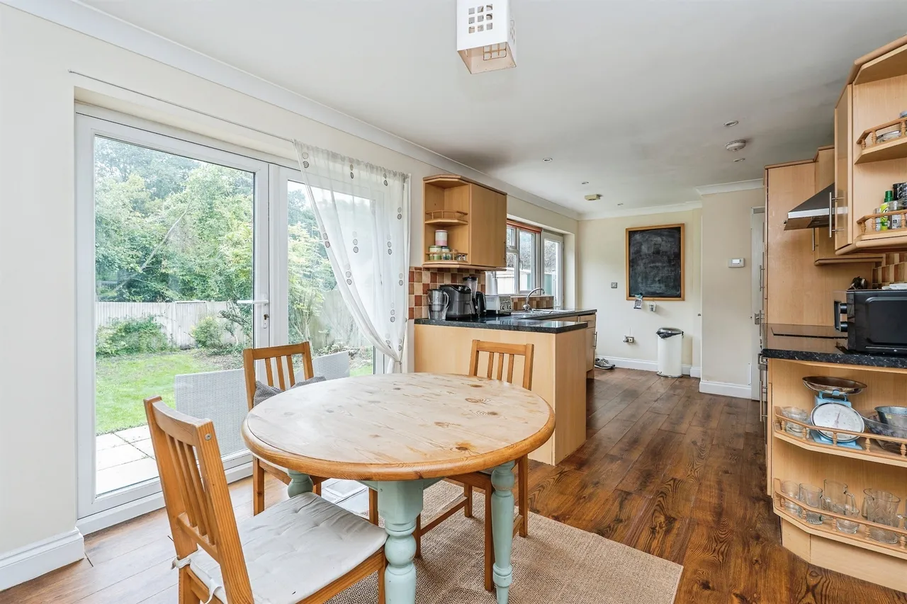 Cowleas Cottages, Romsey, SO51, photo 2