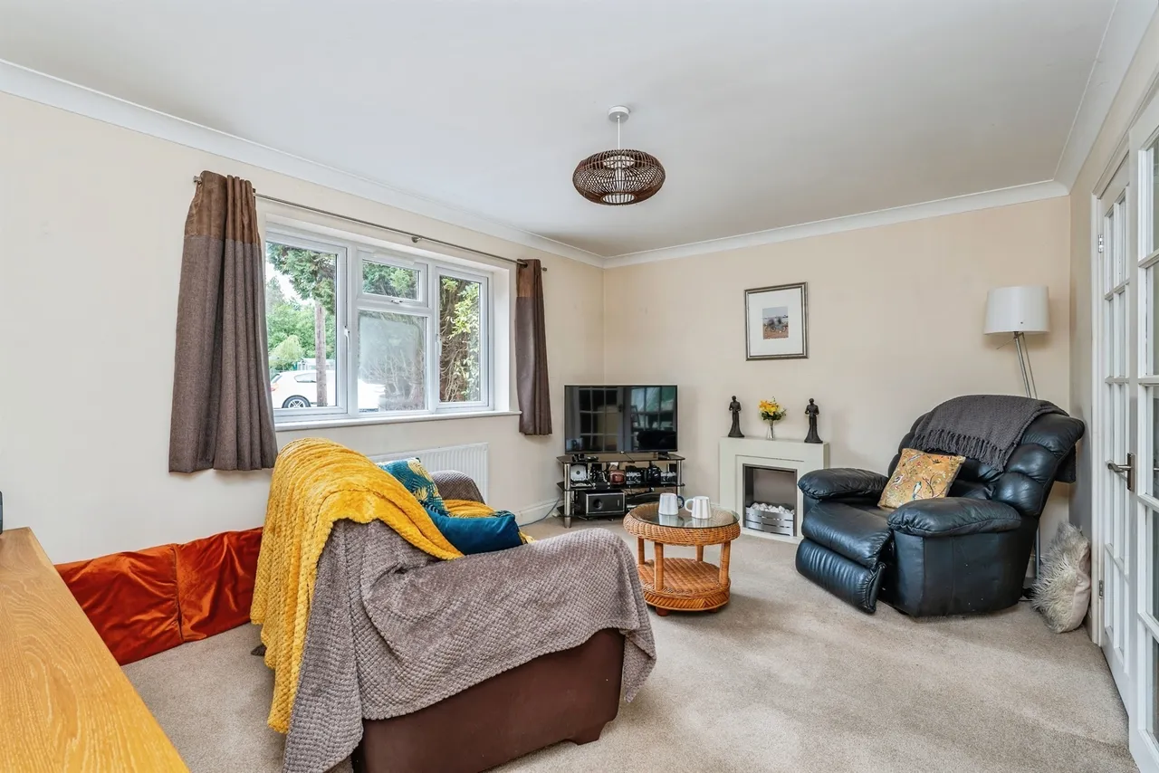 Cowleas Cottages, Romsey, SO51, photo 3