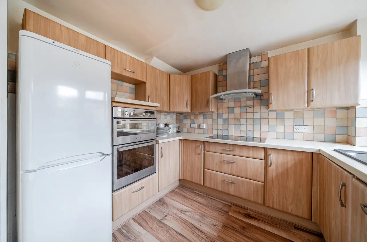 Dandelion Close, Gosport, PO13, photo 4