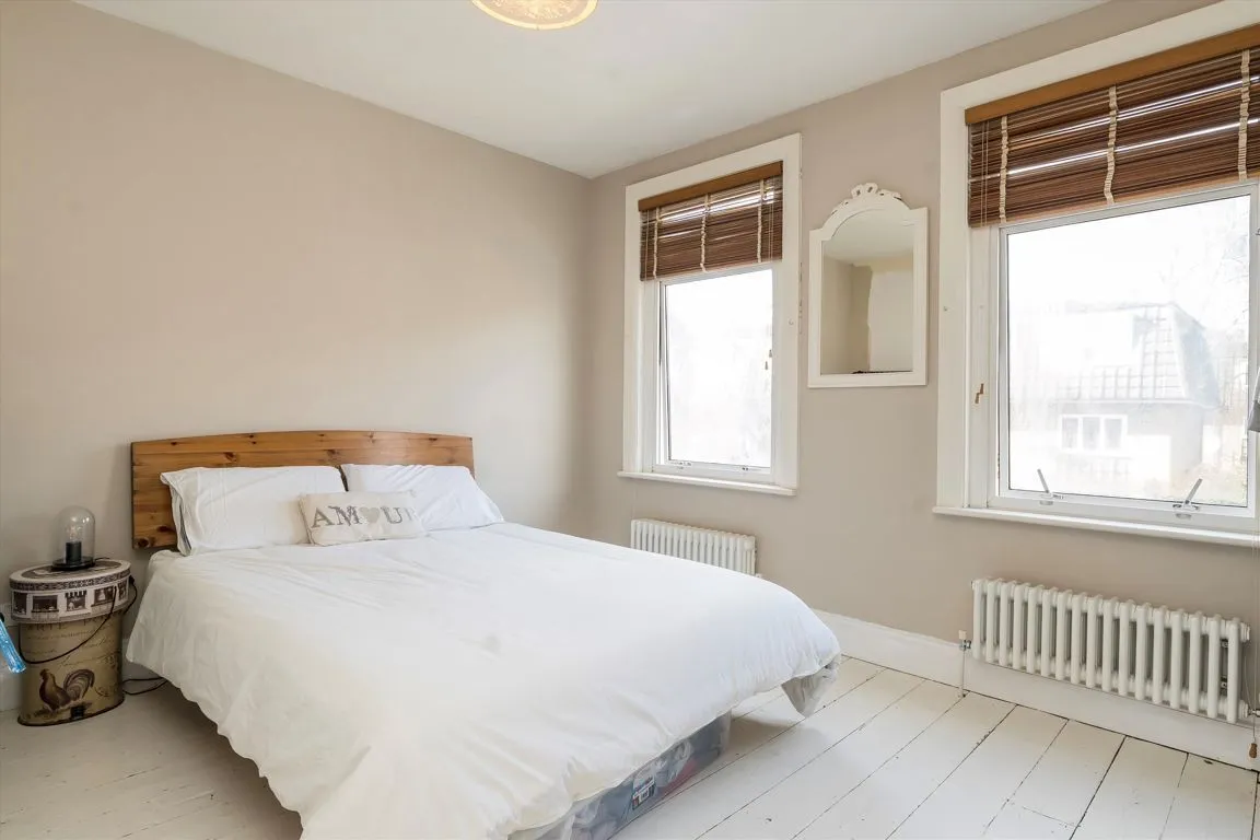 Green Lane, W7, photo 5
