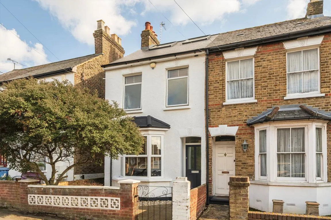 4 bed house for sale, Green Lane, W7