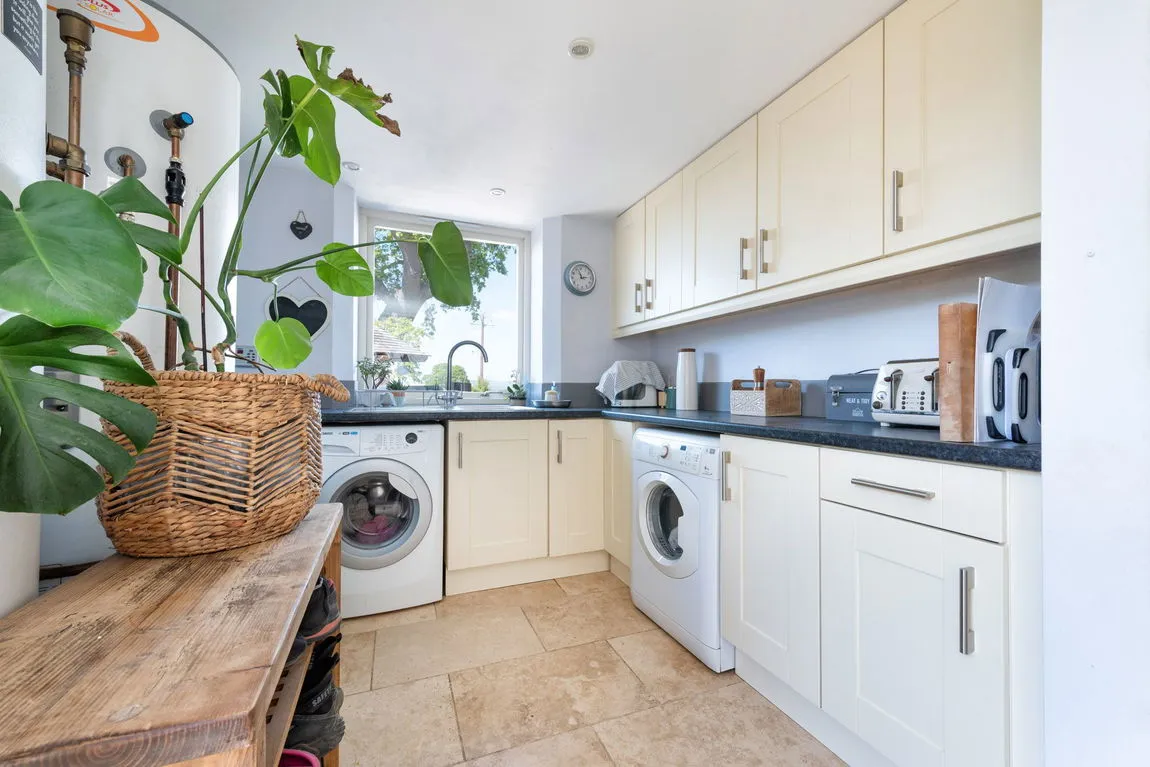 Whitchurch Road, Denbigh, Denbighshire, LL16 4PY, photo 12