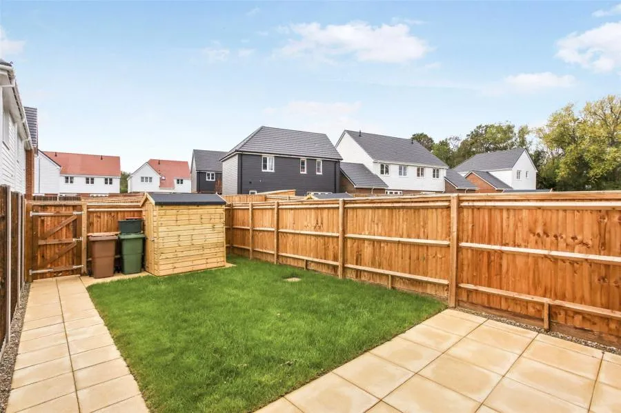 Albrighton Crescent, Paddock Wood, TN12, photo 11