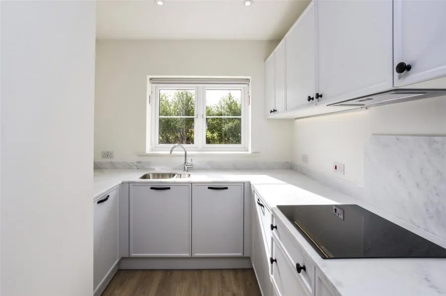 Albrighton Crescent, Paddock Wood, TN12, photo 4
