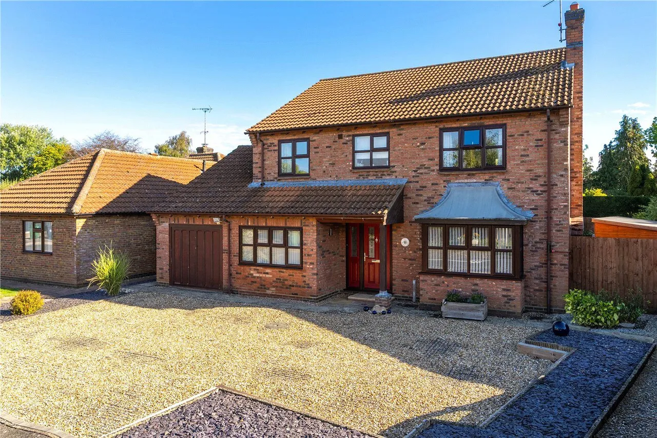 Colton Close, Baston, PE6, photo 20
