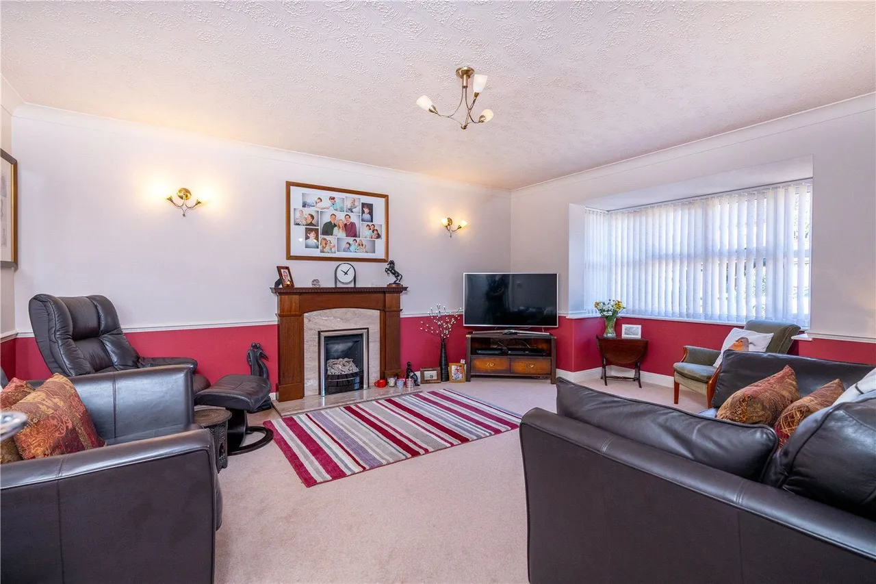 Colton Close, Baston, PE6, photo 7