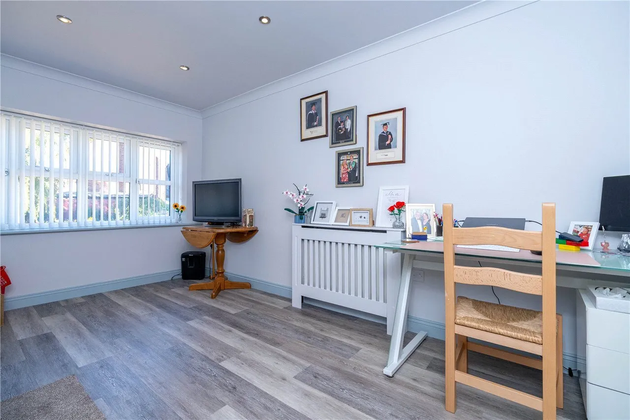 Colton Close, Baston, PE6, photo 6