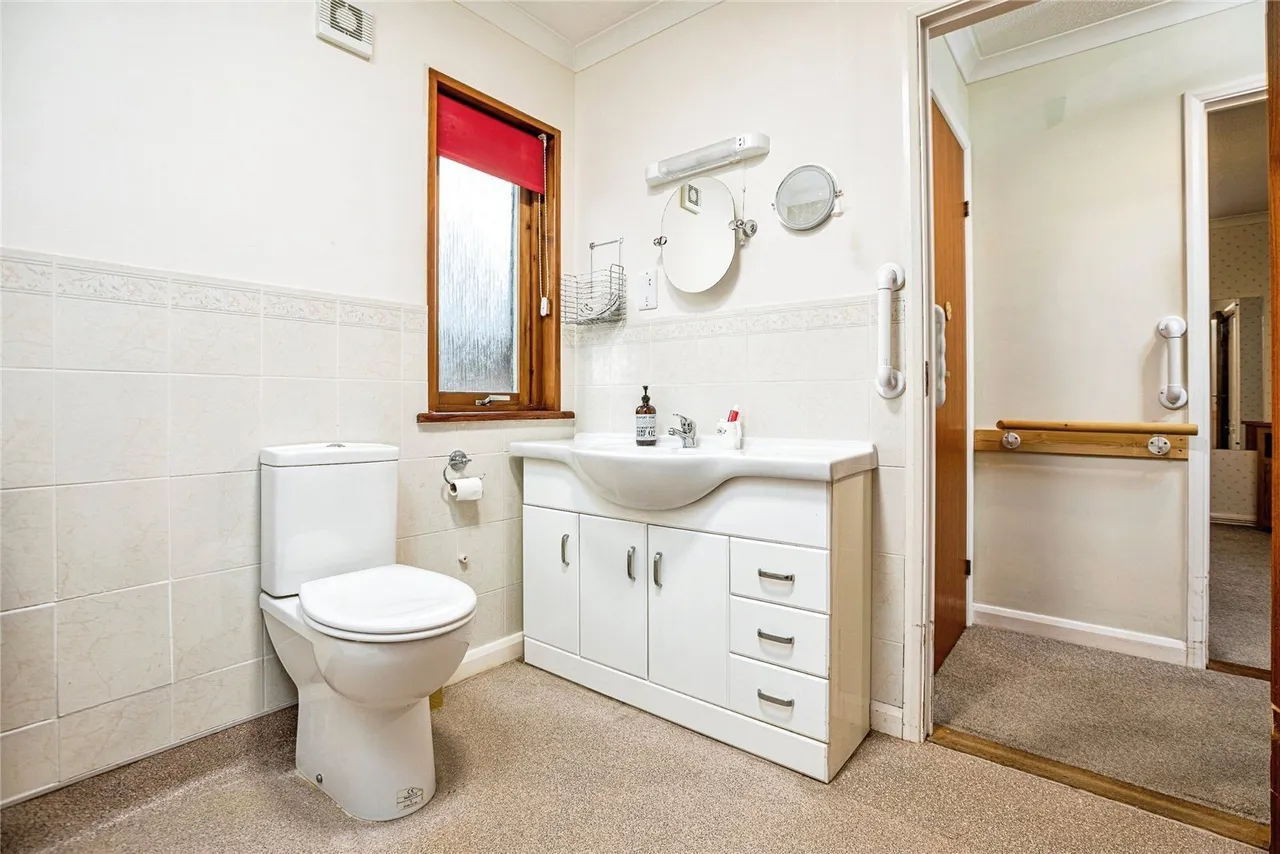 Clos Allt Fach, Llanrhystud, SY23, photo 16