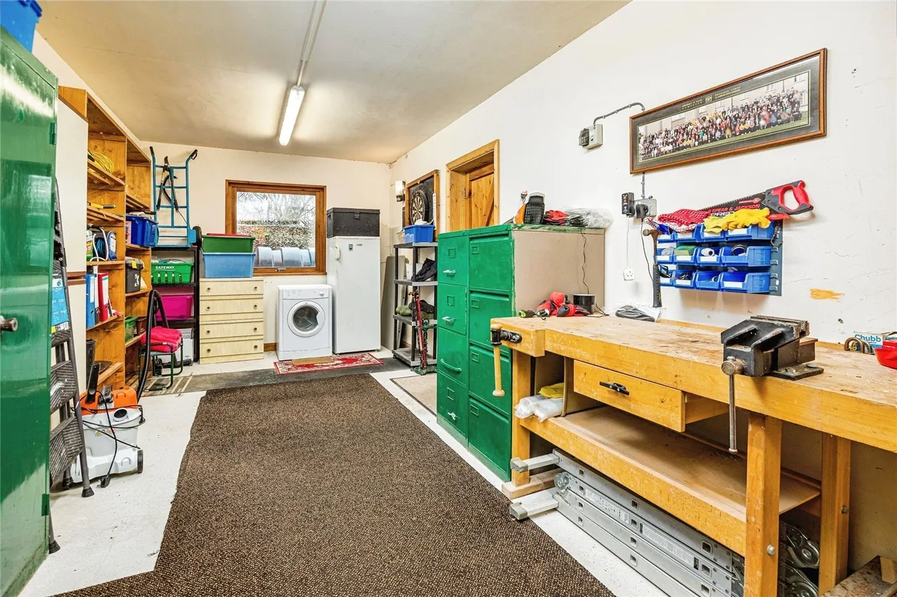 Clos Allt Fach, Llanrhystud, SY23, photo 18