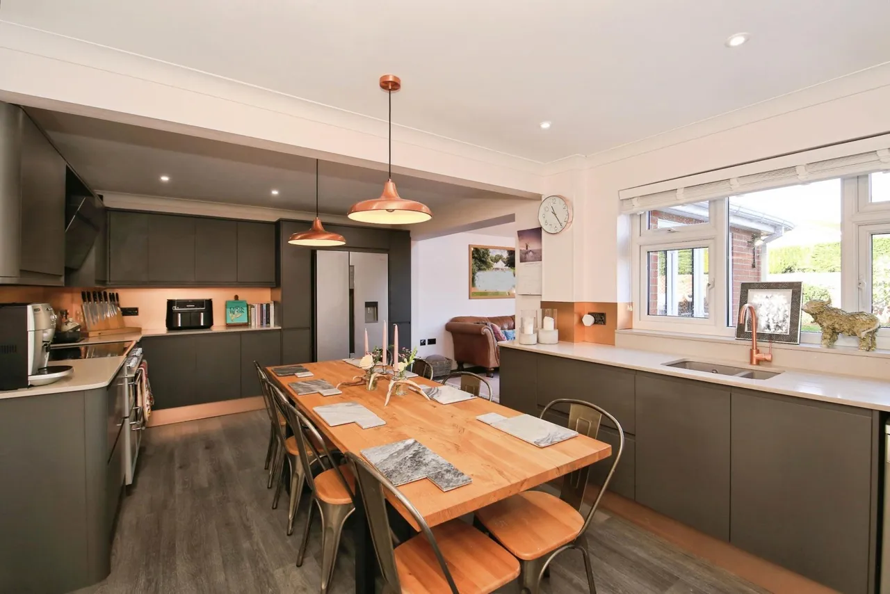 Hatt Close, Moulton, PE12, photo 3