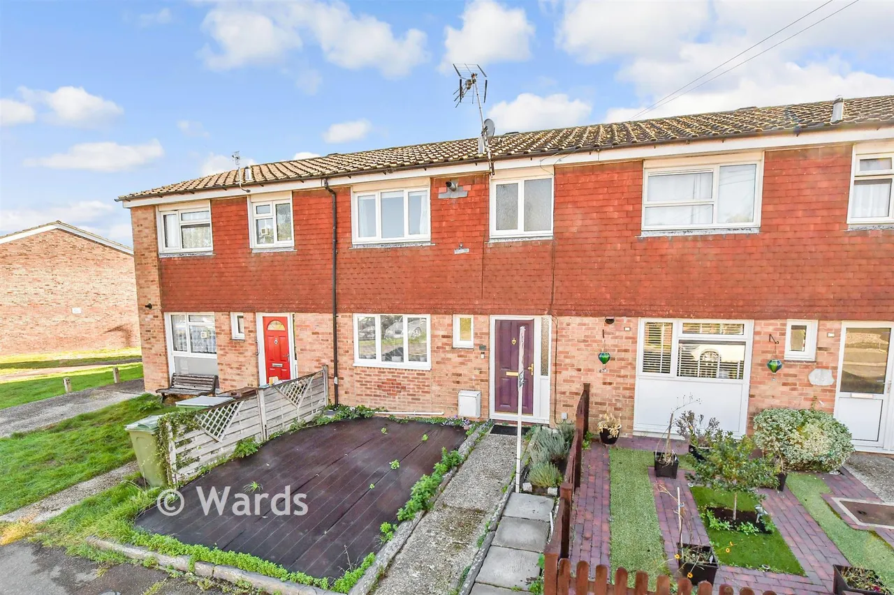 3 bed house for sale, Fuggles Close, Paddock Wood, TN12
