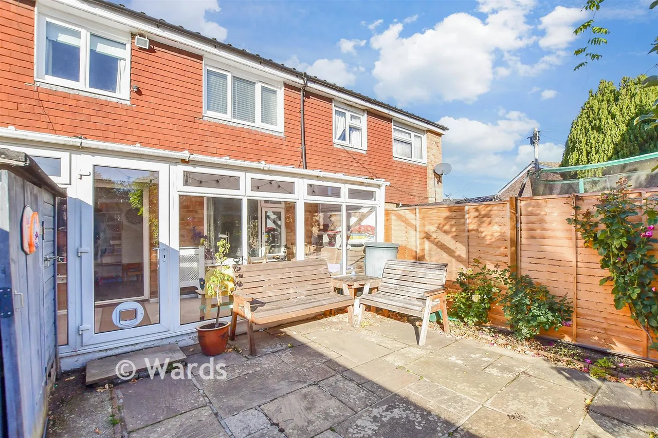 Fuggles Close, Paddock Wood, TN12, photo 11