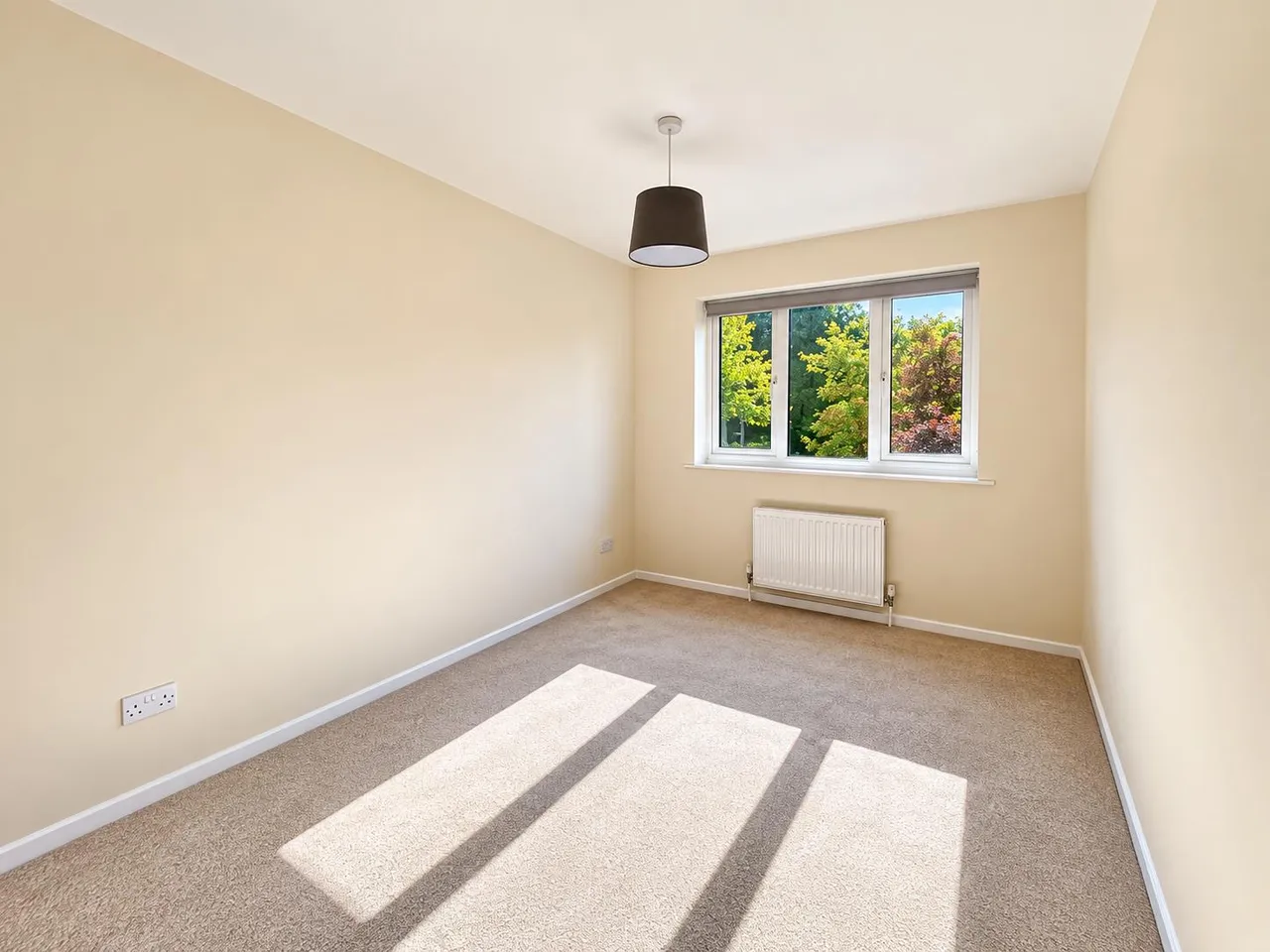 Basing Road, Banstead, SM7, photo 4