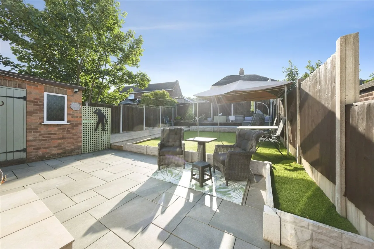 The Green, Mansfield Woodhouse, Mansfield, Nottinghamshire, NG19, photo 3