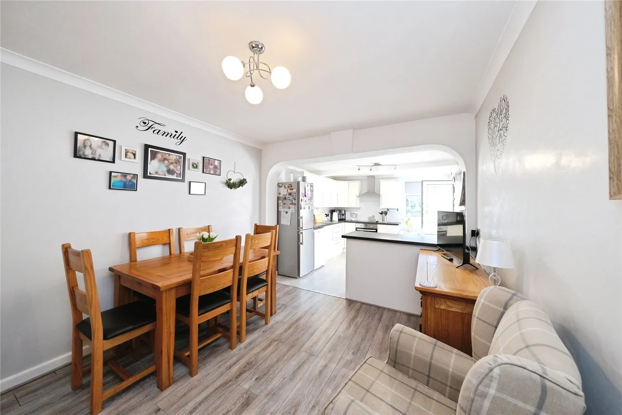 The Green, Mansfield Woodhouse, Mansfield, Nottinghamshire, NG19, photo 7