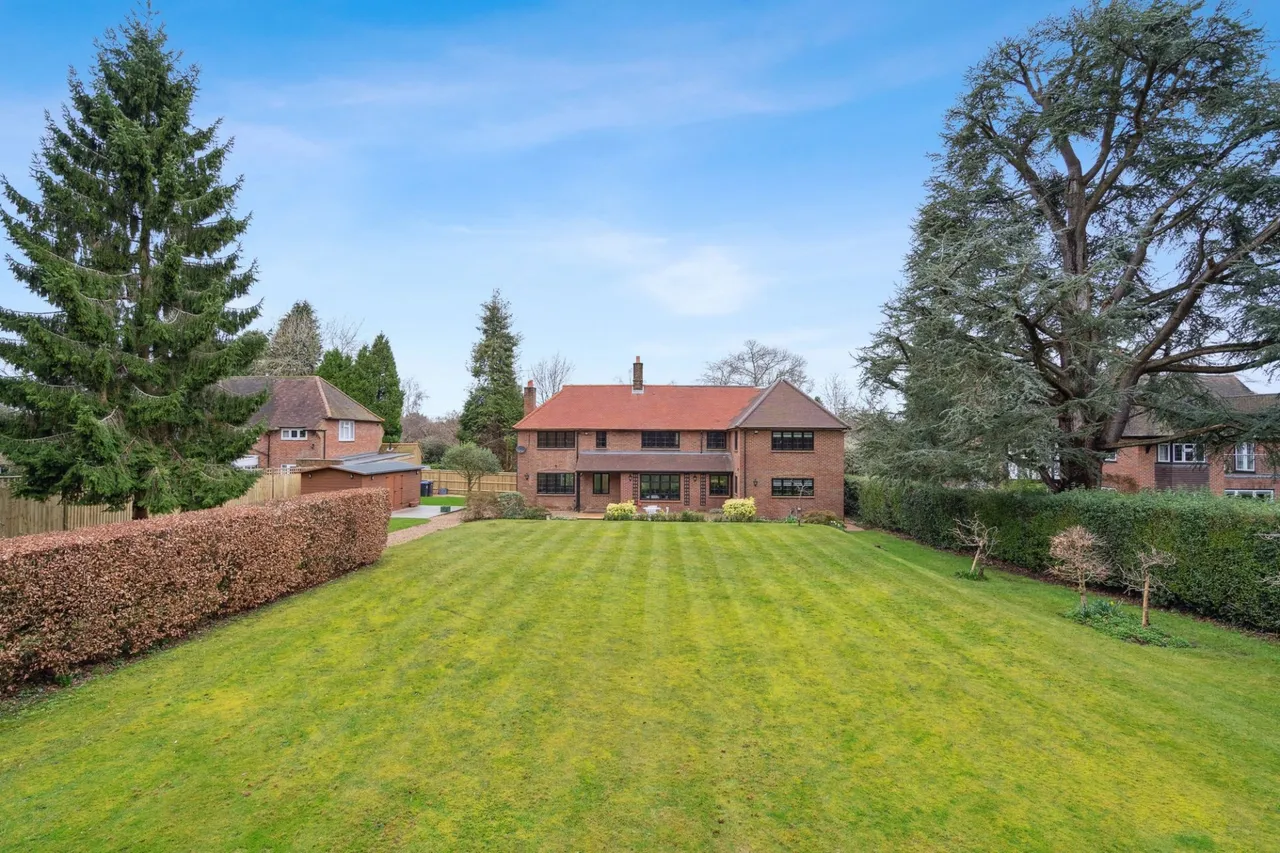 Chiltern Hills Road, Beaconsfield, HP9, photo 9
