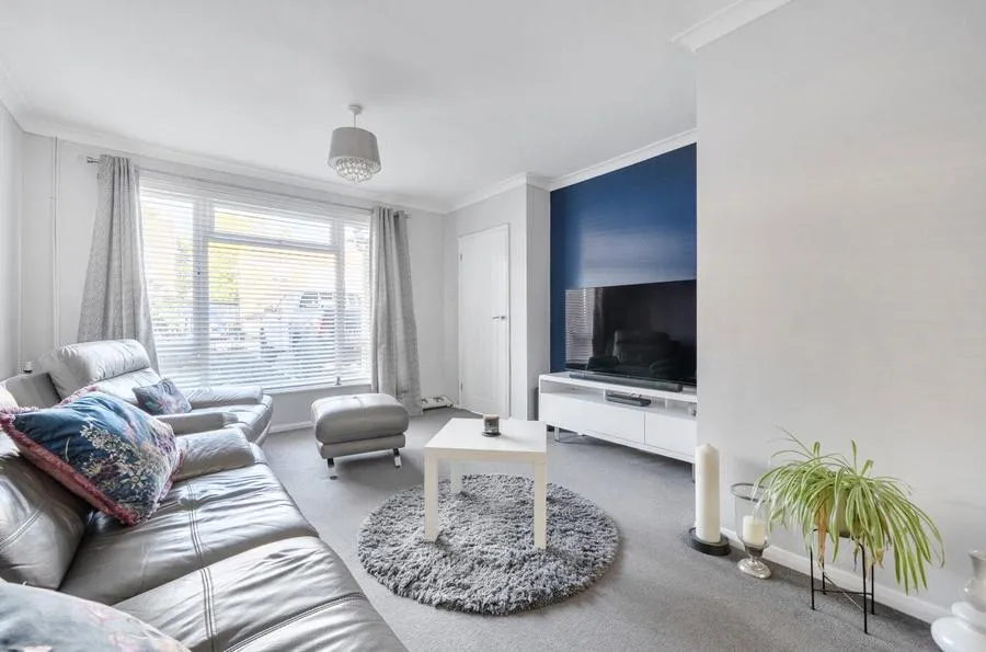 Priors Road, Windsor, SL4, photo 11